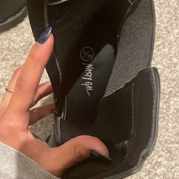 Nasty Gal Heeled black booties - Picture 3 of 3